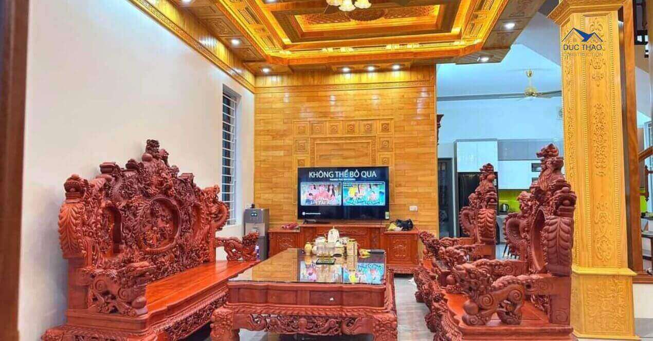 Nội thất gỗ sang trọng, ấm cúng